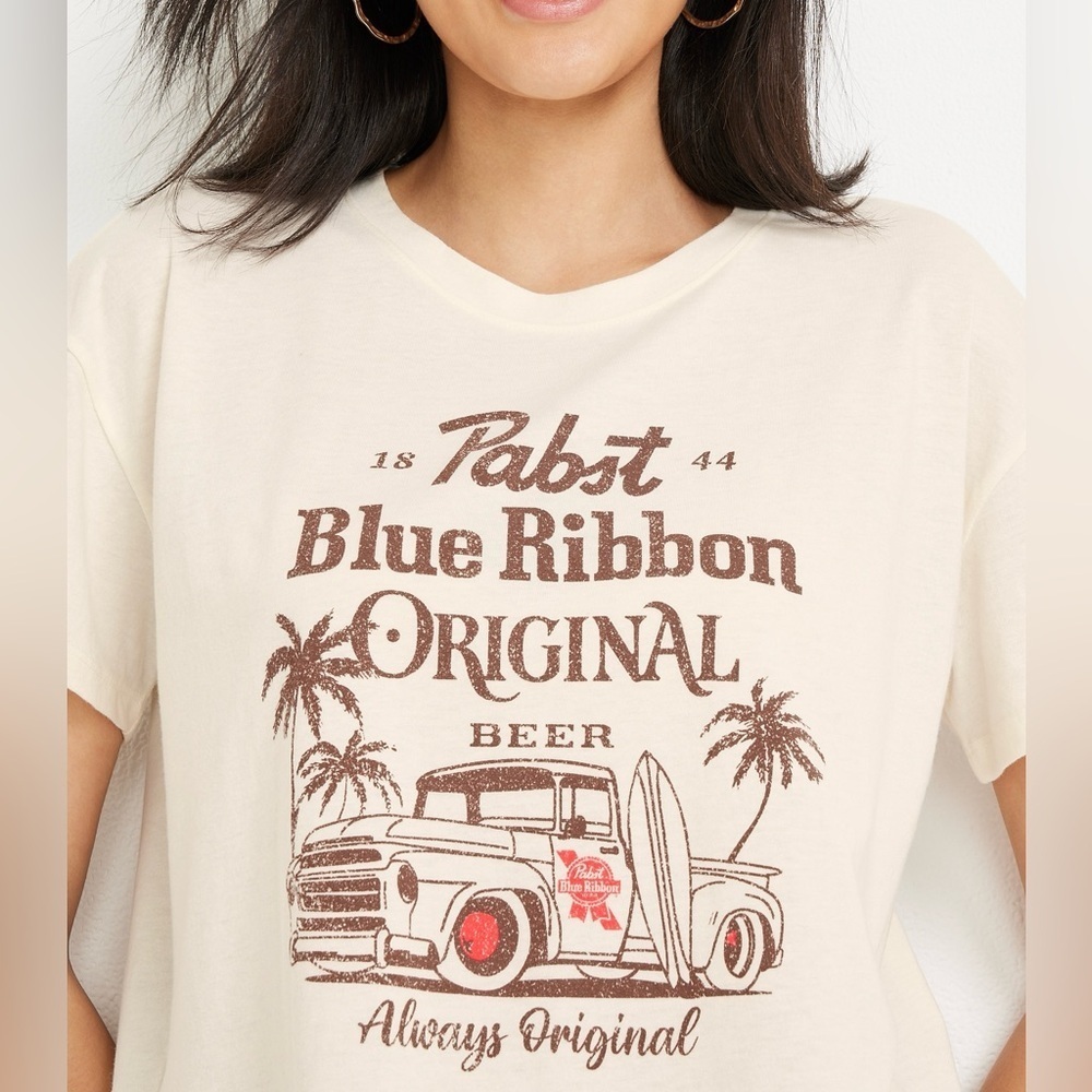 Maurices PBR Truck Graphic Tee Cream Brown Short Sleeve Summer Medium Women’s